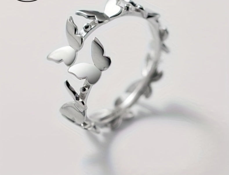 Livia - Zarter Schmetterlingsring in Sterling Silber