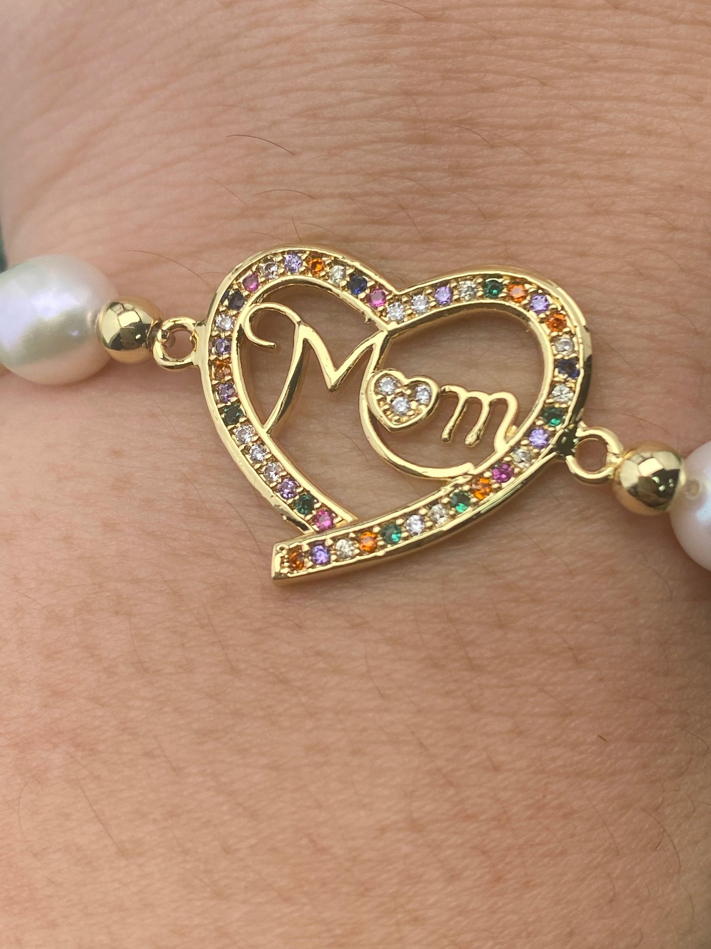 Holly - Bezauberndes Mom-Herz-Armband mit Perlen