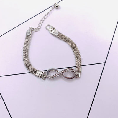 Elegantes Infinite-Armband