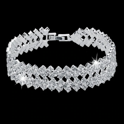 Csilla schillerndes Charme-Armband