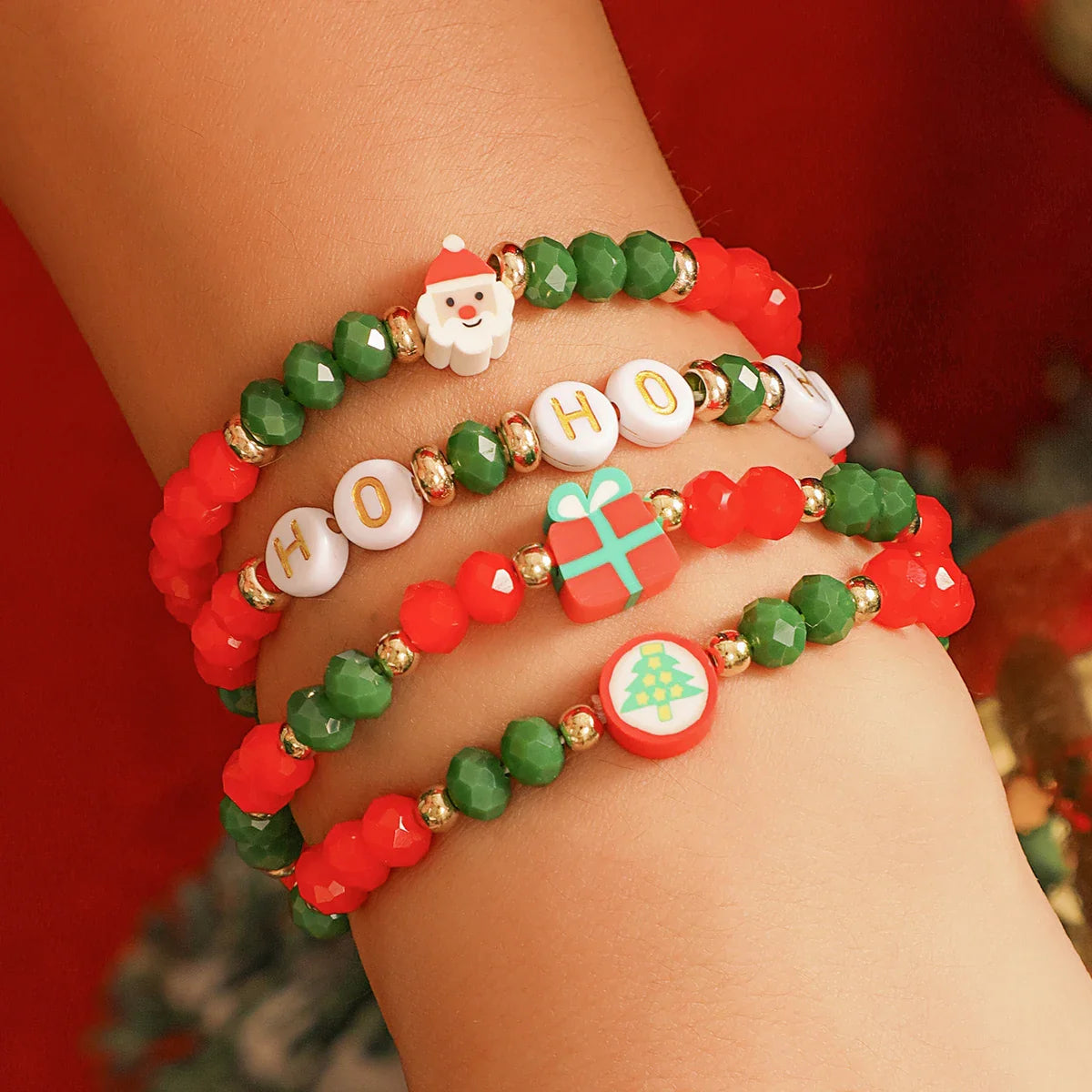 4-teiliges Weihnachtsperlen-Armband-Set