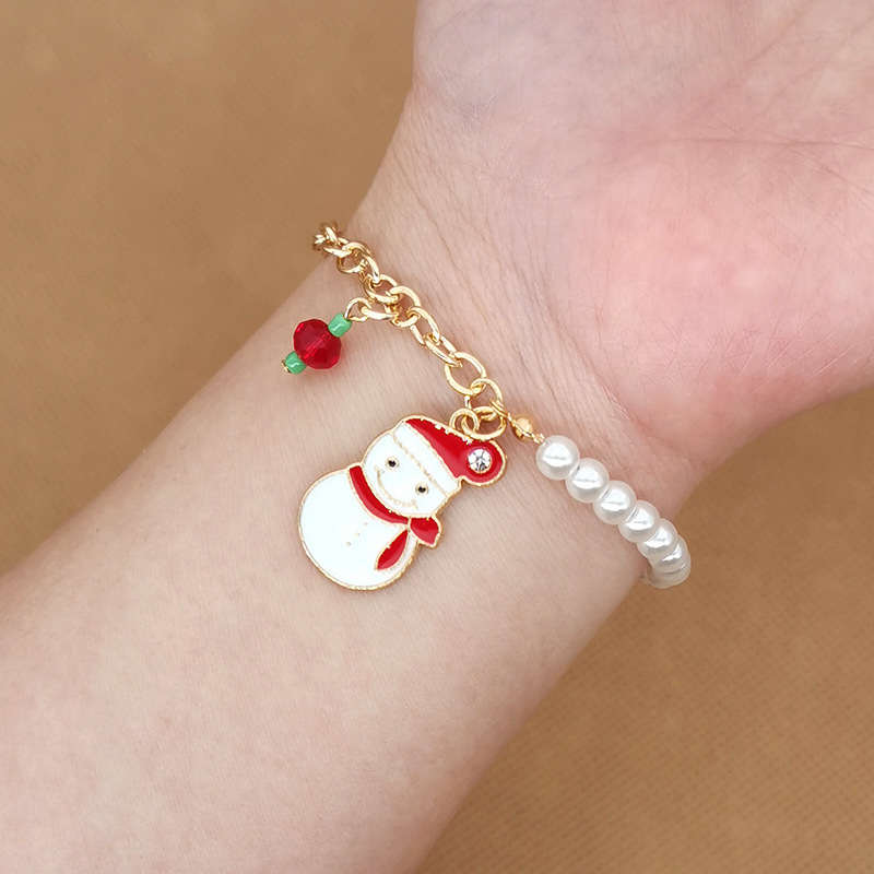 Weihnachtsperlen-Charme-Armband