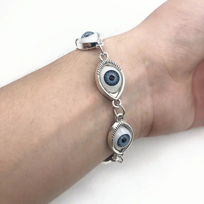 Amila - Elegantes silbernes Evil Eye-Armband