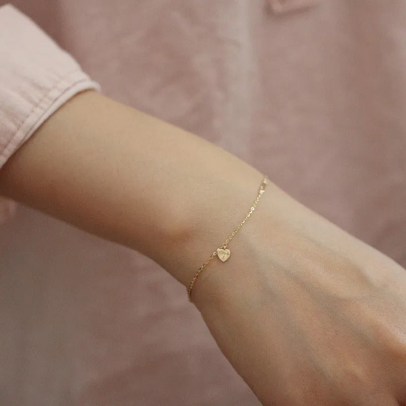 Zara - Minimalistisches Armband mit Herz-Anhänger