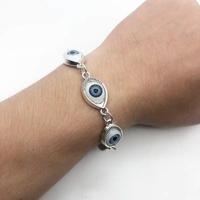 Amila - Elegantes silbernes Evil Eye-Armband