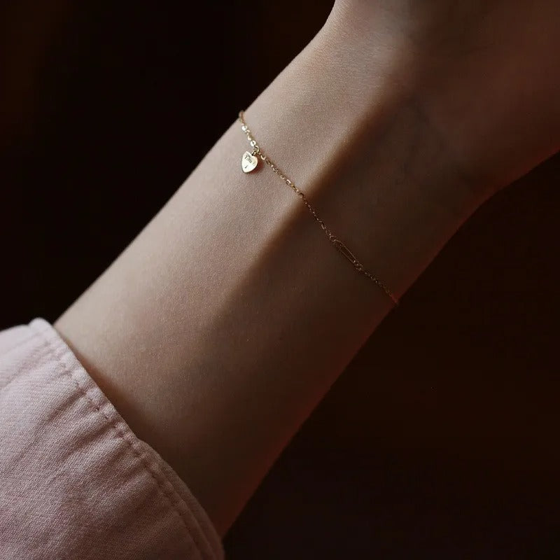 Zara - Minimalistisches Armband mit Herz-Anhänger