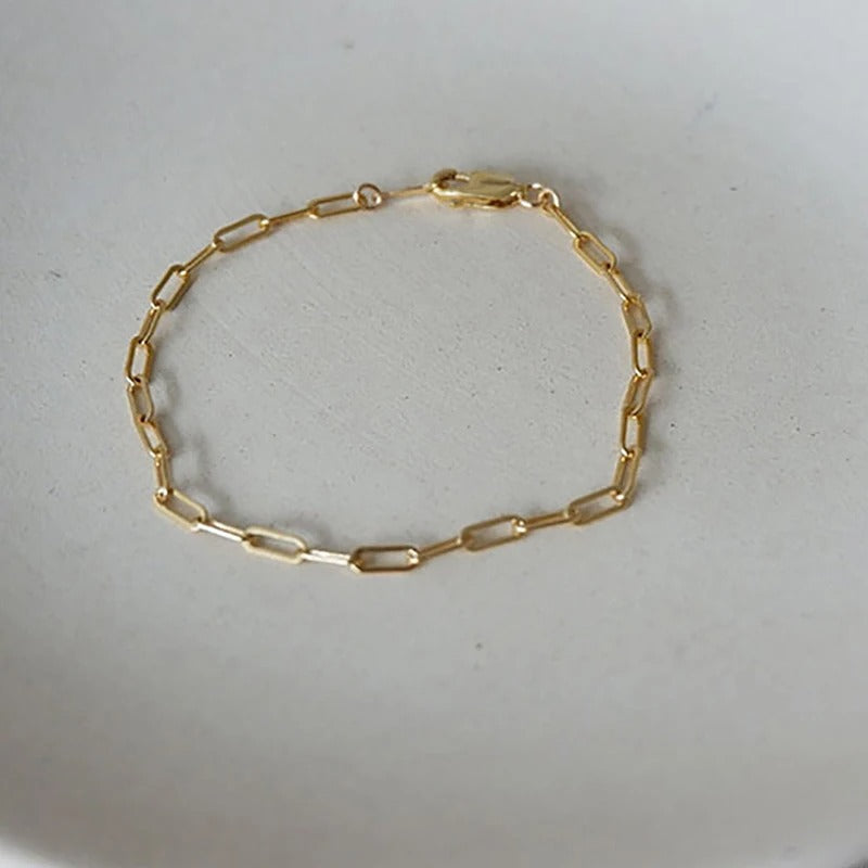 Zara - Elegantes Gold-Rechteckiges Naren-Armband