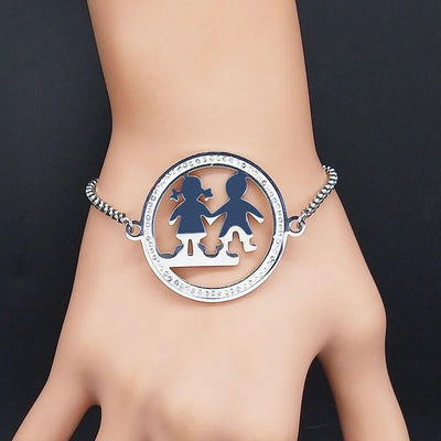 Zara - Silbernes Familienarmband mit Kreisanhänger